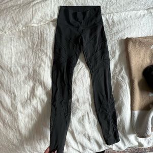Lululemon Mesh Cut Out Leggings